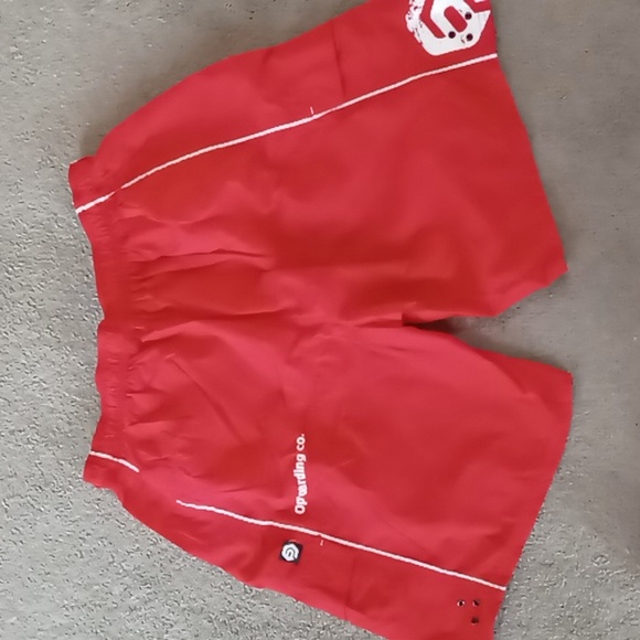 Ocean Pacific BNWOT VINTAGE MENS RED W WHITE TRIM BOARD SHORTS SZ XL - Picture 4 of 9
